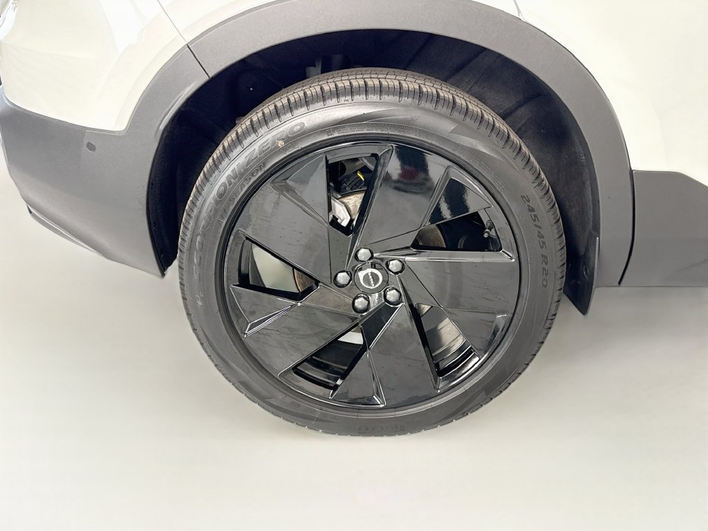 Used 2026 Volvo XC40 B5 Ultra w/ Climate Package AWD/4WD image 33