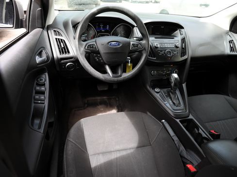 Used 2015 Ford Focus SE image 13