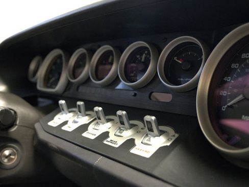 Used 2005 Ford GT image 28