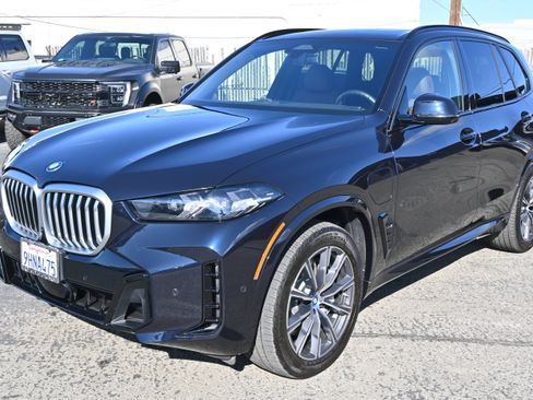 Used 2024 BMW X5 xDrive50e w/ M Sport Package AWD/4WD image 1