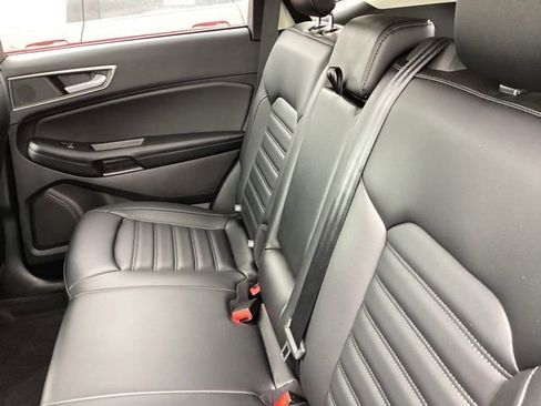 Used 2024 Ford Edge SEL w/ Convenience Package AWD/4WD image 16