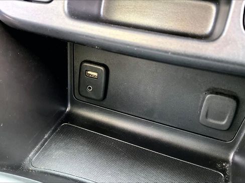 Used 2018 Chevrolet Colorado ZR2 image 35