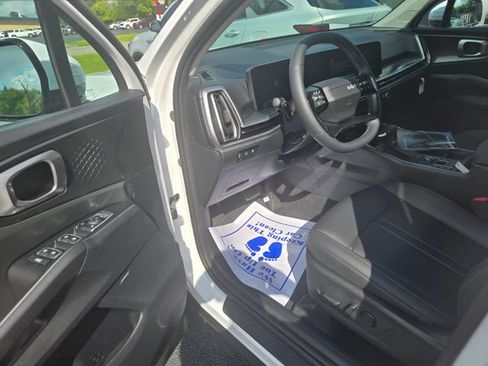 New 2026 Kia Sorento EX w/ EX Premium Package FWD image 4