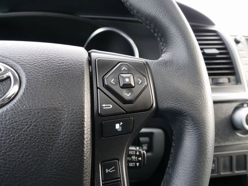 Used 2022 Toyota Sequoia SR5 image 25