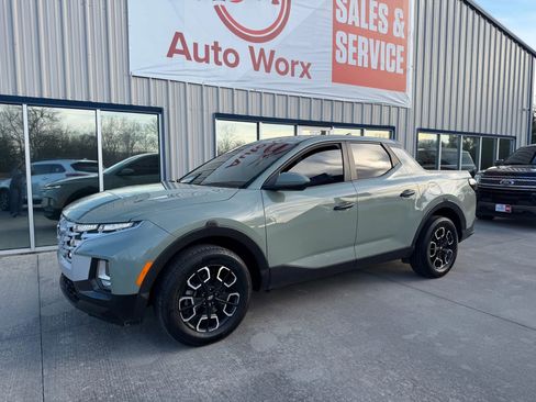 Used 2023 Hyundai Santa Cruz SE image 9