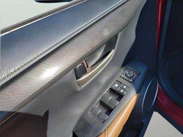Used 2016 Lexus NX 200t FWD image 16