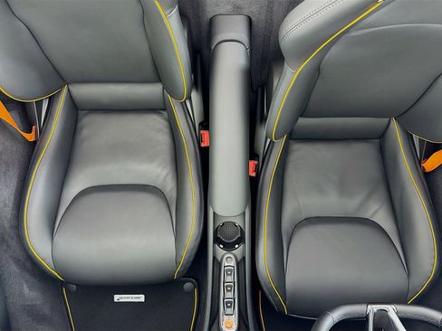 New 2026 McLaren Artura Spider image 23