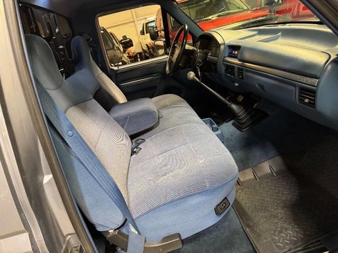 Used 1995 Ford F150 4x4 Regular Cab image 49