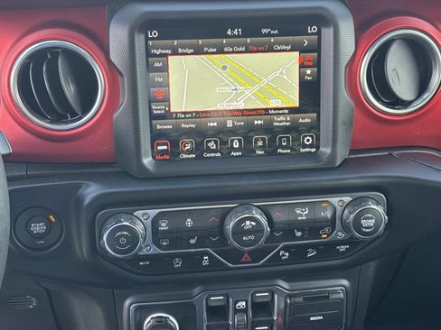 Used 2020 Jeep Wrangler Unlimited Rubicon AWD/4WD image 24