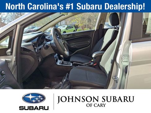 Used 2018 Ford Fiesta SE image 12