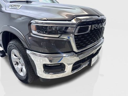 Used 2025 RAM 1500 Big Horn AWD/4WD image 17