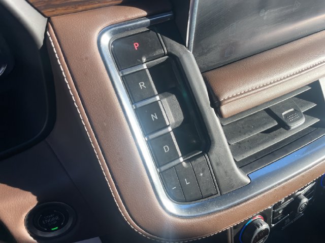 Used 2024 Chevrolet Tahoe High Country w/ Advanced Technology Package AWD/4WD image 25
