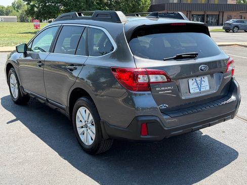 Used 2018 Subaru Outback 2.5i Premium AWD/4WD image 8