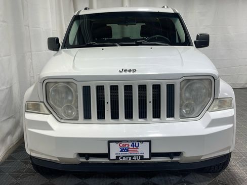 Used 2010 Jeep Liberty Sport w/ Popular Equipment Group image 3