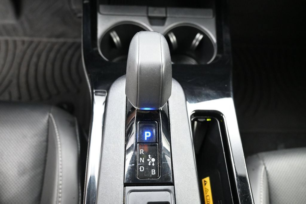 Certified 2024 Toyota Prius XLE FWD image 23