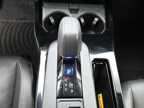 Certified 2024 Toyota Prius XLE FWD image 23