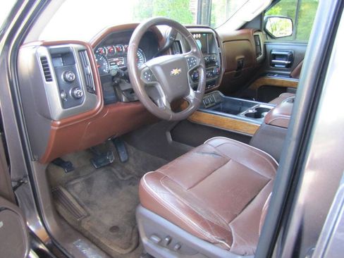 Used 2014 Chevrolet Silverado 1500 High Country image 13