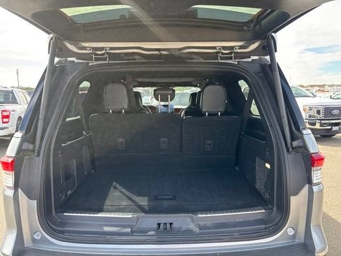 Used 2022 Lincoln Navigator L Reserve AWD/4WD image 13