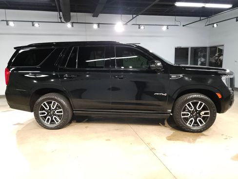 Used 2022 GMC Yukon AT4 AWD/4WD image 8
