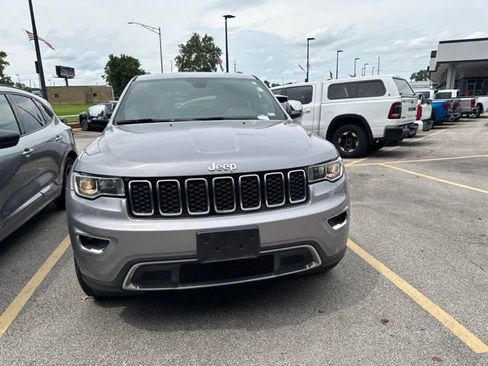 Used 2018 Jeep Grand Cherokee Limited AWD/4WD image 5