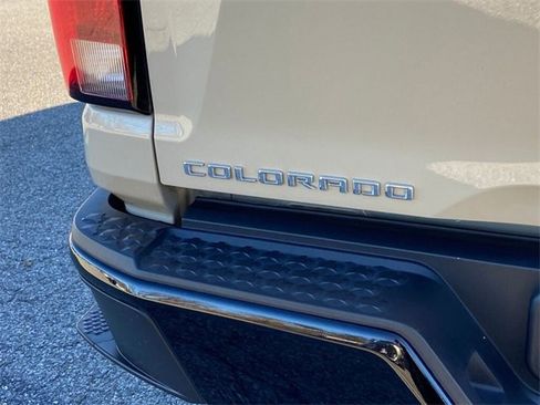 Used 2023 Chevrolet Colorado Z71 w/ Z71 Convenience Package 2 image 34