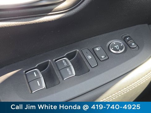 Certified 2024 Honda HR-V Sport image 25
