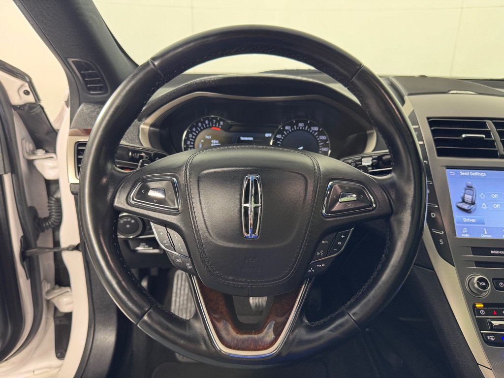 Used 2019 Lincoln MKZ Reserve w/ Luxury Package AWD/4WD image 14