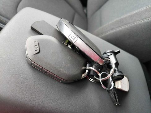 Used 2025 Kia K4 FWD image 27