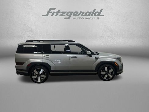 Used 2024 Hyundai Santa Fe Limited image 8