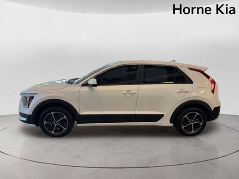 New 2026 Kia Niro LX FWD image 6