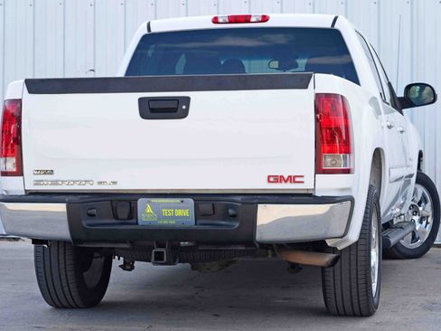 Used 2011 GMC Sierra 1500 SLE w/ Regional Value Package image 4