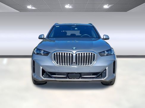 Certified 2024 BMW X5 xDrive50e w/ Parking Assistance Package image 6
