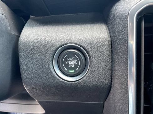 Used 2025 GMC Acadia Elevation AWD/4WD image 37