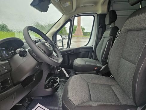 New 2026 RAM ProMaster 2500 FWD image 9