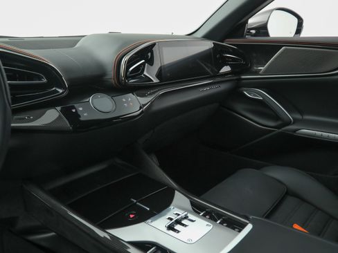 Certified 2024 Ferrari Purosangue AWD/4WD image 67