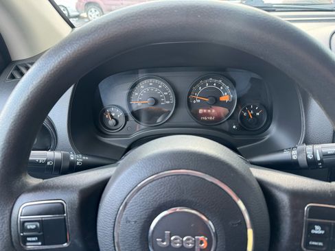 Used 2014 Jeep Compass Sport w/ Power Value Group image 19