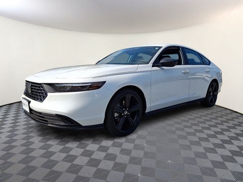 Used 2026 Honda Accord Sport image 3