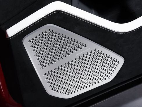 Used 2024 Lamborghini Urus Performante image 11