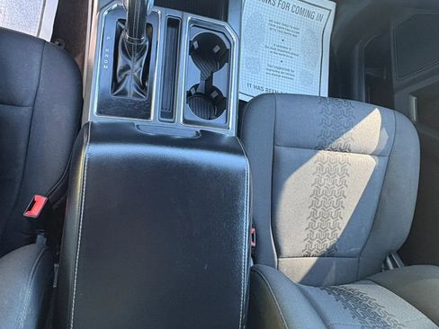 Used 2018 Ford F150 XLT w/ Equipment Group 302A Luxury AWD/4WD image 33