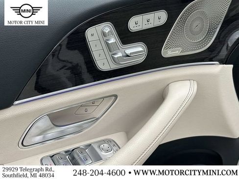 Used 2023 Mercedes-Benz GLS 450 4MATIC image 21