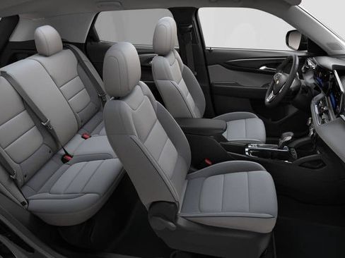 New 2026 Chevrolet TrailBlazer LT w/ LT Cold Weather Package FWD image 32