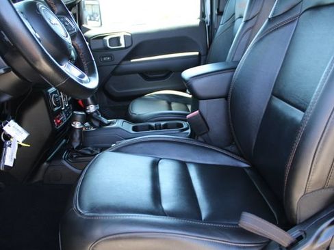 Used 2023 Jeep Wrangler Unlimited Rubicon 392 AWD/4WD image 38