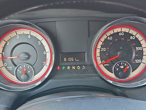 Used 2018 Dodge Grand Caravan SXT FWD image 30