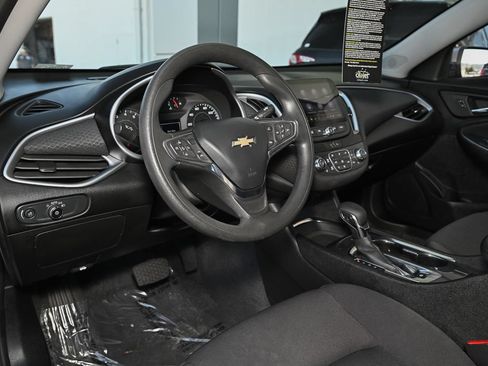Used 2023 Chevrolet Malibu LT FWD image 19