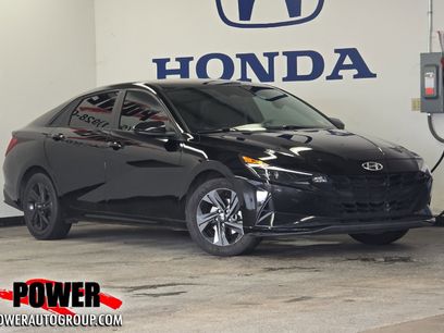Used 2023 Hyundai Elantra Blue