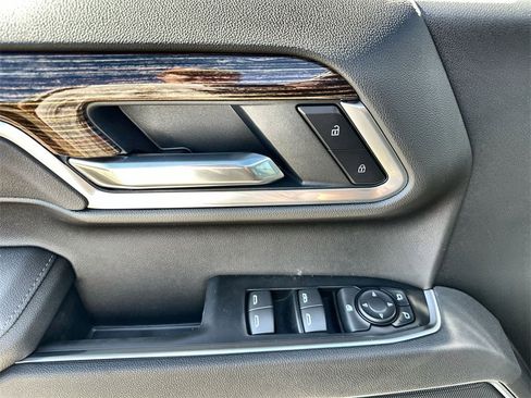 New 2026 GMC Sierra 1500 Elevation image 22
