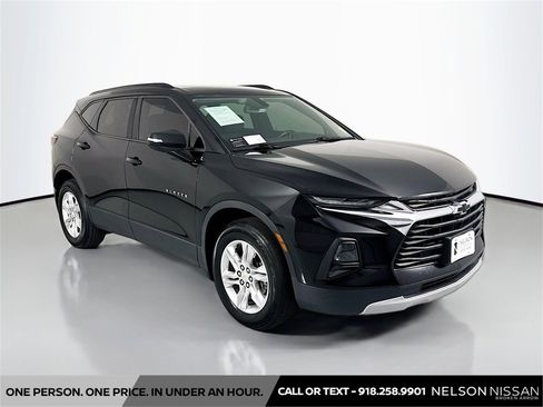 Used 2020 Chevrolet Blazer LT image 3