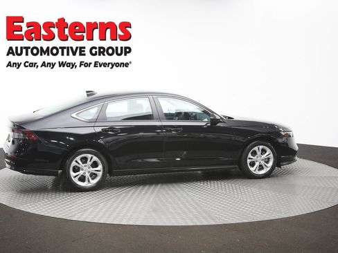Used 2025 Honda Accord LX image 42