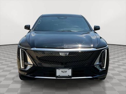 Used 2024 Cadillac Lyriq Luxury w/ LPO, Floor Liner Package AWD/4WD image 2