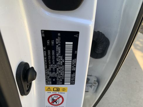 Used 2019 Lexus RX 350 FWD w/ Navigation Package image 36